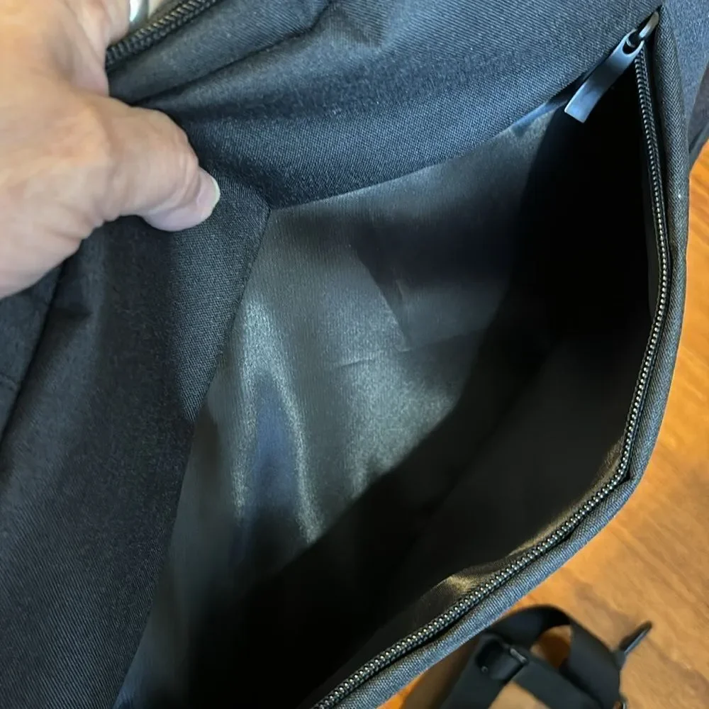 Black briefcase/padded 17.5